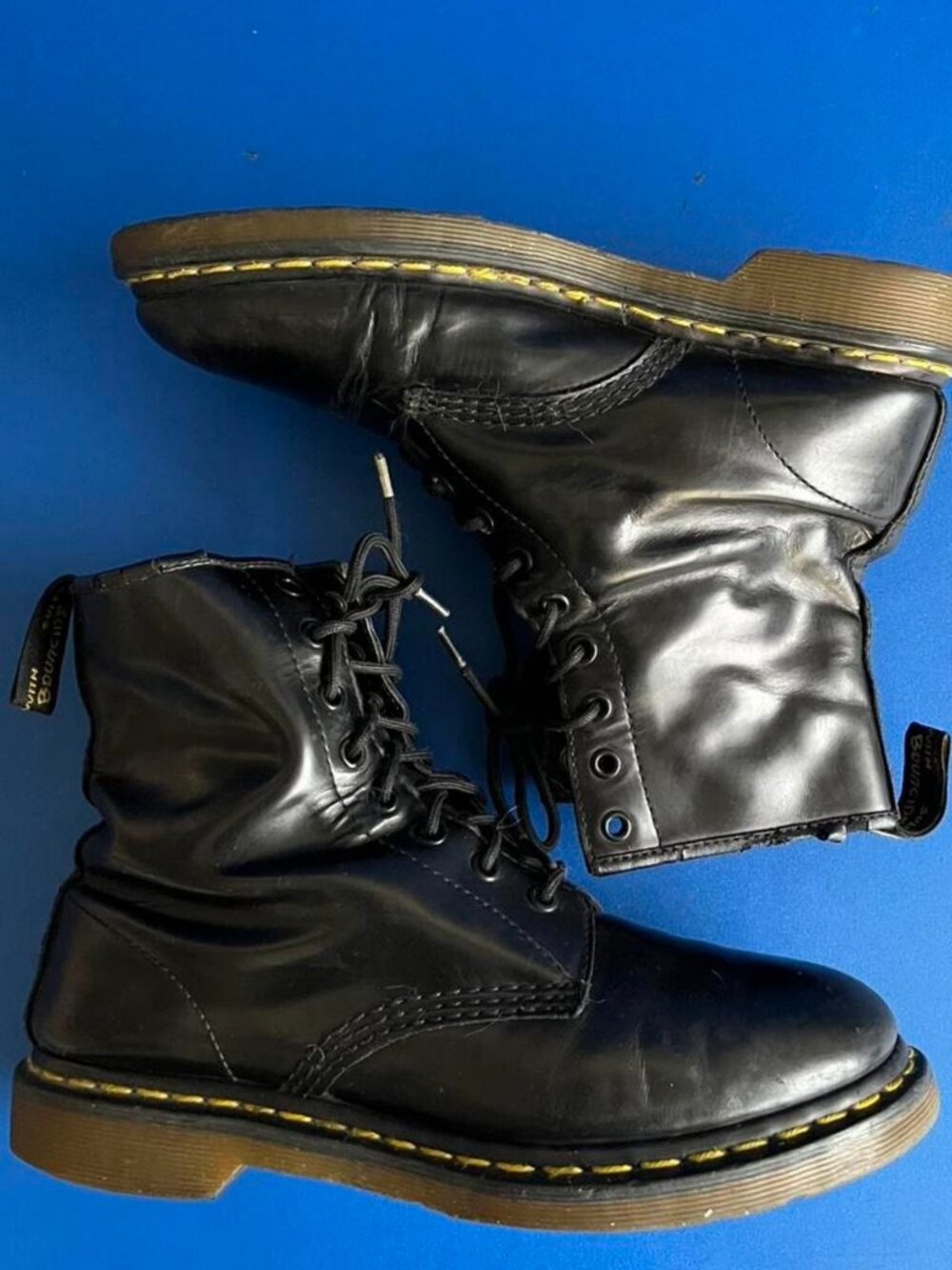 DR MARTENS BOOT AW004 USED US Size 8.5 EU SIZE 42 NO BOX